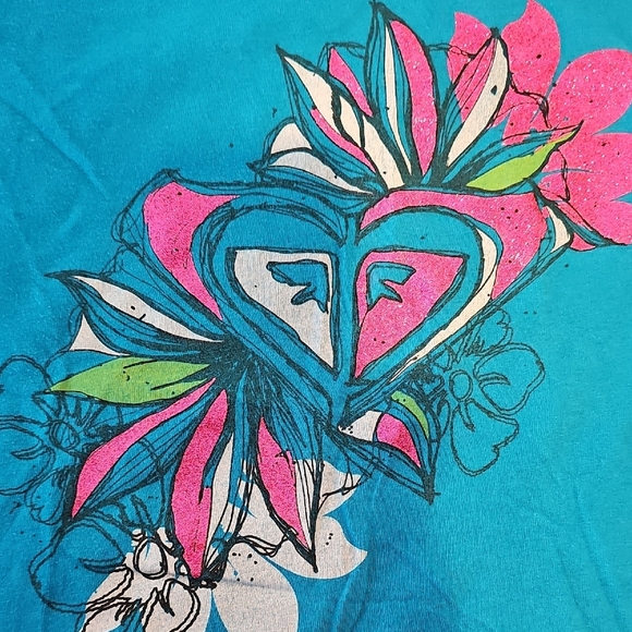 Roxy Blue Tee with Pink Floral Graphic - Picture 5 of 7